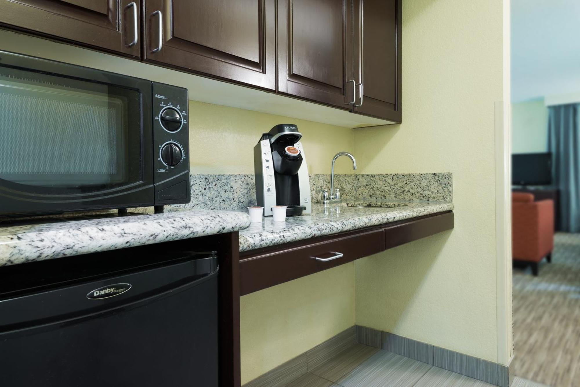 Holiday Inn Express Hotel & Suites Ft. Lauderdale-Plantation By Ihg المظهر الخارجي الصورة