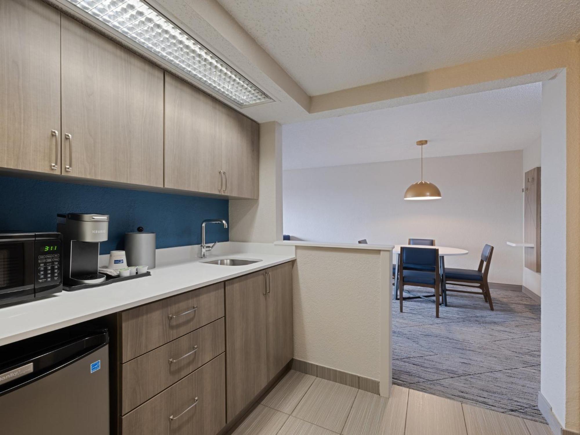 Holiday Inn Express Hotel & Suites Ft. Lauderdale-Plantation By Ihg المظهر الخارجي الصورة