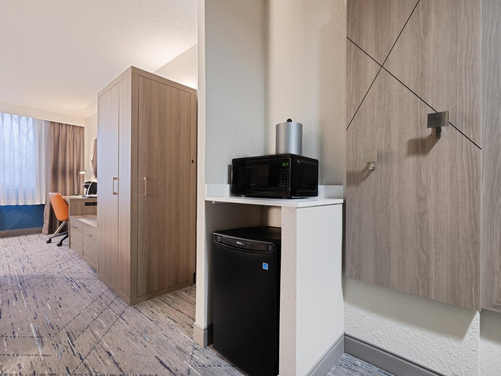 Holiday Inn Express Hotel & Suites Ft. Lauderdale-Plantation By Ihg المظهر الخارجي الصورة